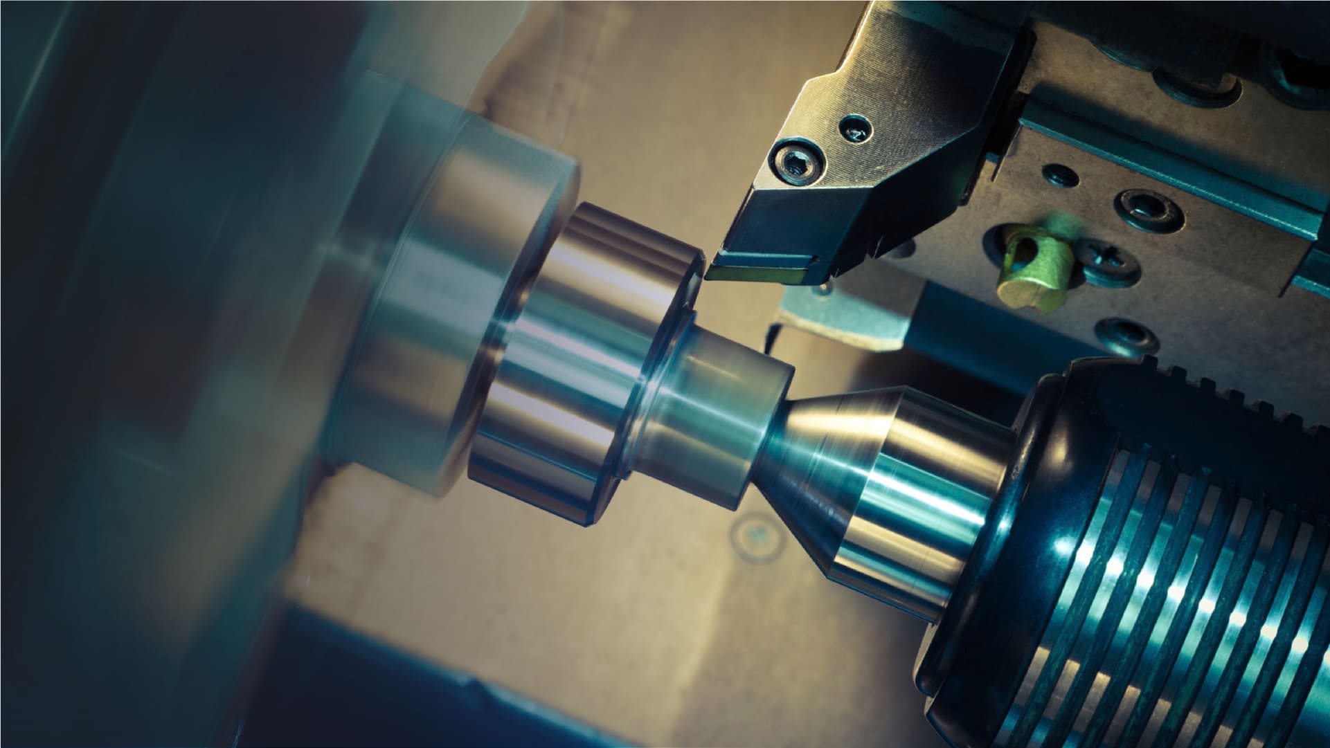 日新テック(株)